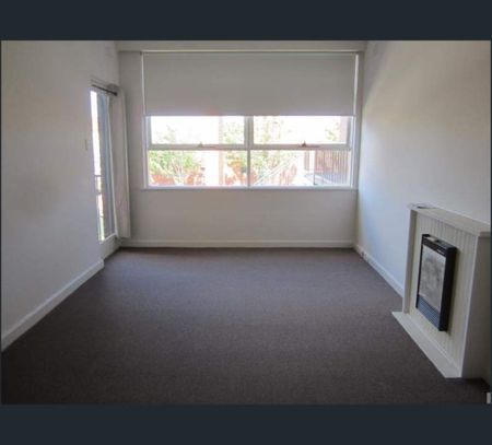 10/366 Orrong Rd, Caulfield North, Vic 3161 - Photo 2