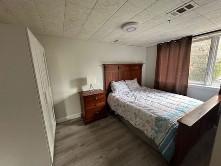 For Lease - 33 Wycliffe Crescent, Toronto, Ontario - Photo 5