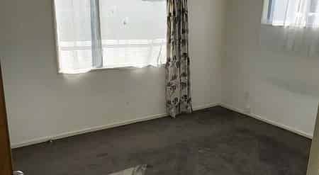 Tidy 3BR Home in Kelvin Grove - Photo 5