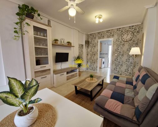 2 BEDROOM, 2 BATHROOM TOWNHOUSE - ORIHUELA COSTA - Photo 1