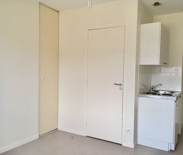 RUE PIETONNE, DE 16,82 M2, MODERNE comprenant séjour avec ... - Photo 1