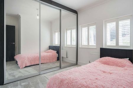 4 bedroom detached house to rent - Photo 5