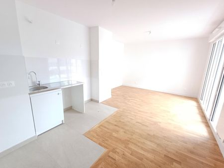 location Appartement T3 DE 74.37m² À CLICHY - Photo 5