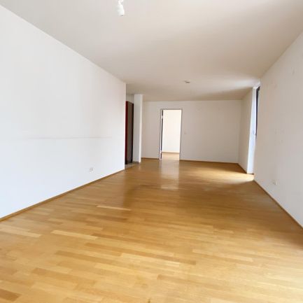 Im Zentrum von Hohenems: Stilvolle 3-Zimmerwohnung mit Balkon zu vermieten! - Photo 1