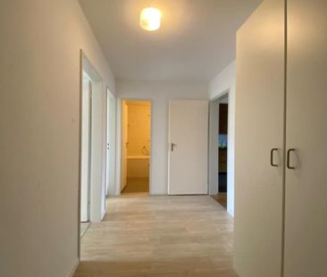 "Grossräumige, helle Wohnung mit Balkon und herrlicher Aussicht" - Foto 4