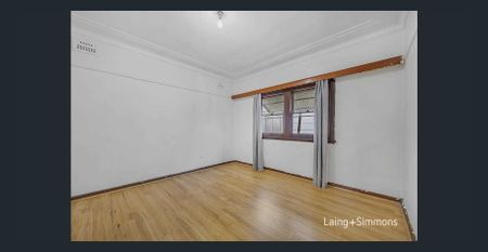 Charming 3-Bedroom Home in a Prime Location - Photo 4