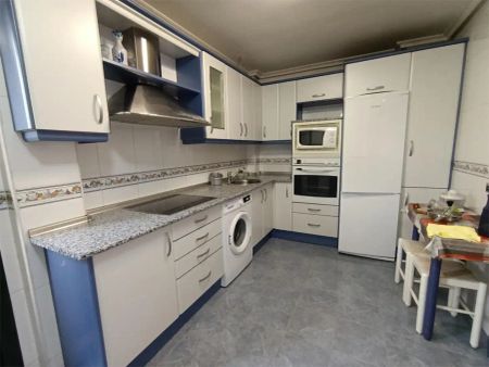 Piso de alquiler en Calle Capitán Cortés, 19, El Pilar - La Estación - Photo 4