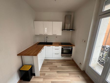 Location Appartement 2 pièces 34m² BEDARIEUX 34600 - Photo 3