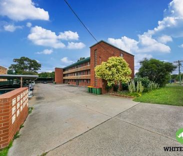 2/5 Charles Street, Queanbeyan - Photo 3