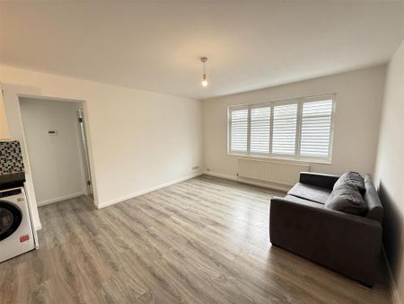 1 bedroom flat to rent - Photo 5