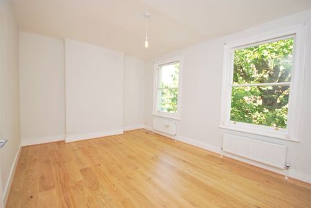 Chadwick Road, London, SE15 - Photo 4