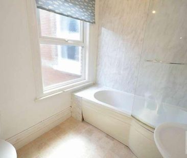 Whitehall Road, Norwich, NR2 - Photo 6