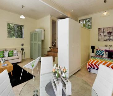 CREATIVE SPACE BY THE BEACH (water included) - Photo 3