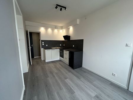 Location Appartement 2 pièces 30m² - Photo 3