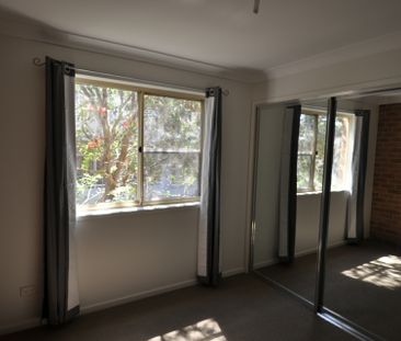 Spacious & Comfy Townhouse! - Photo 1