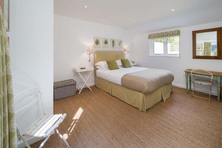 2 bedroom detached bungalow to rent - Photo 3
