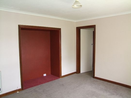 Spacious One Bedroom Unit - Photo 1