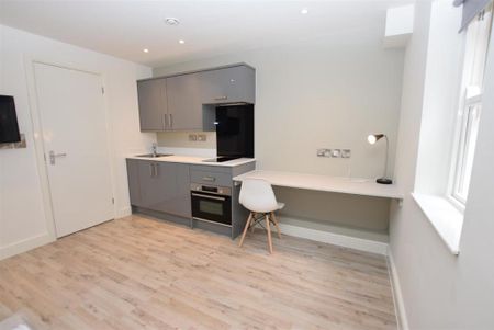 1 bedroom apartment to rent - Photo 4