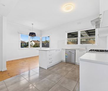 NEAT THREE BEDROOM HOME IN WENDOUREE - Photo 5