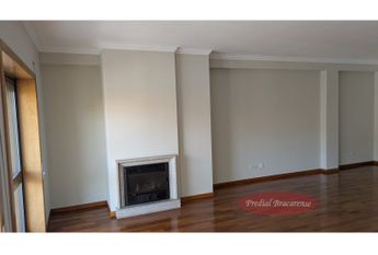Apartamento T3 em Braga
