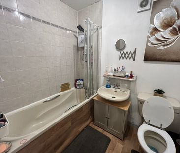 2 Bedroom Property To Rent - Photo 5