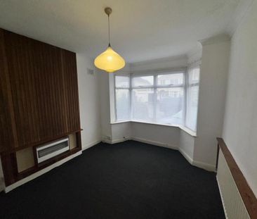 3 bedroom detached house to rent - Photo 3