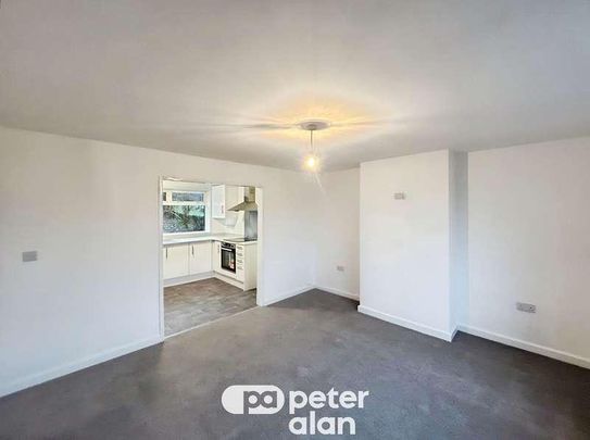 Hawthorn Hill, Trefechan, Merthyr Tydfil, CF48 - Photo 1