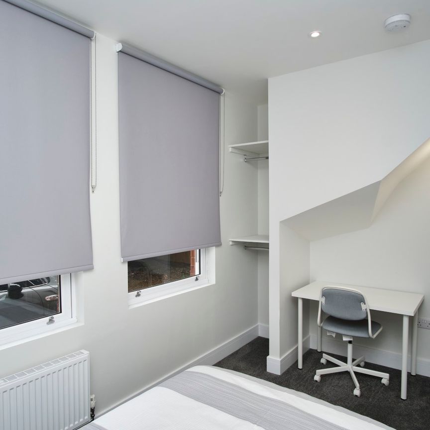 99 Ashby Road Flat 1 - Photo 1