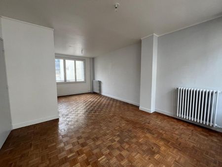 Location Appartement 3 pièces 66m² ROUEN 76000 - Photo 3