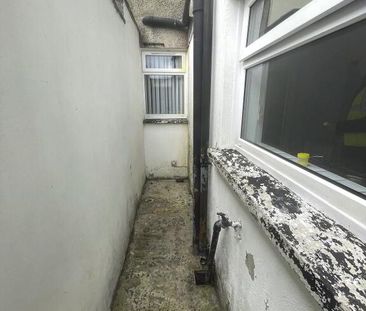 835 Crumlin Road, Belfast, BT14 8AA - Photo 4