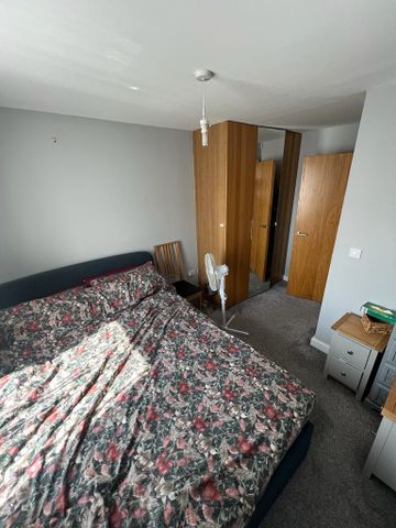 1 bedroom flat to rent - Photo 2