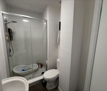 28 Victoria Street, BURTON-ON-TRENT - Photo 4