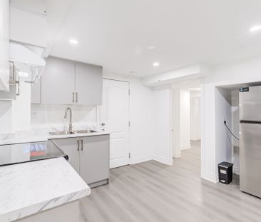 For Lease - 24 SKELMORE #lower Crescent, Toronto, Ontario - Photo 5
