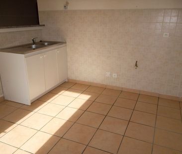 Location Maison 5 pièces 85m² VILLEREST 42300 - Photo 4