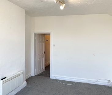 Connaught Road, Roath - Photo 5