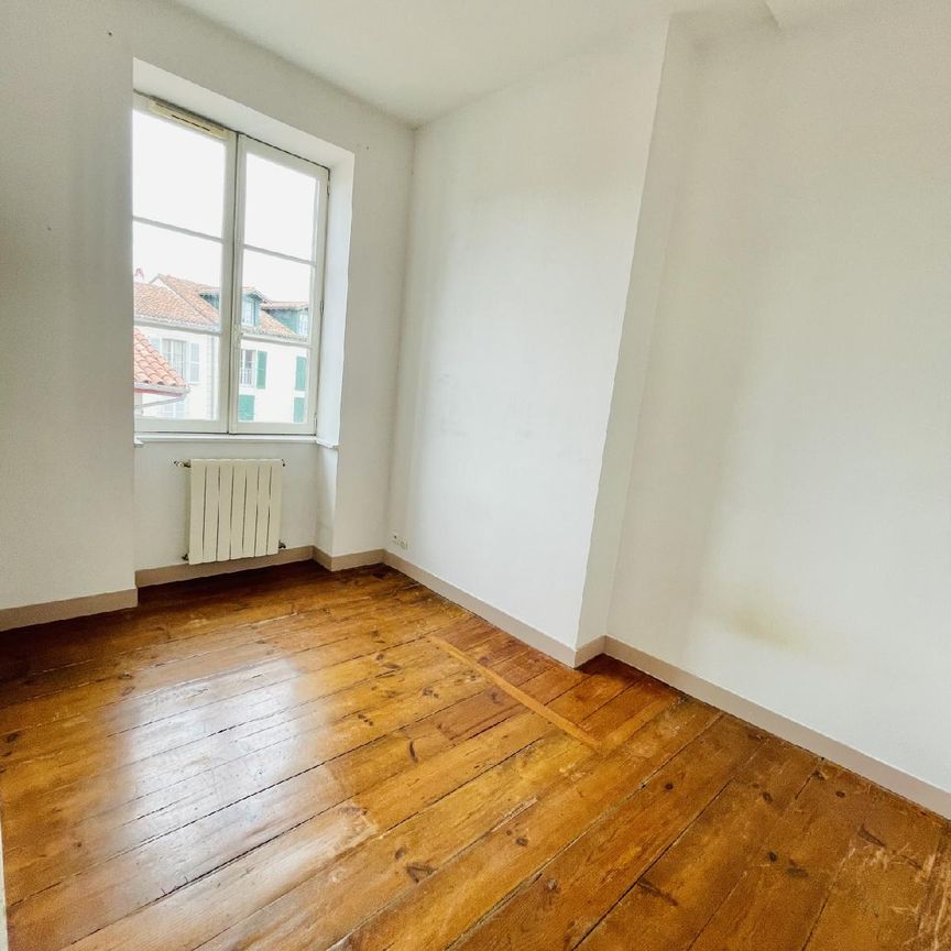 Ã? dÃ©couvrir ! T4 duplex de 78 m2 Rue Pannecau à louer de 4 pièce(s) sur 78 m² - Photo 1