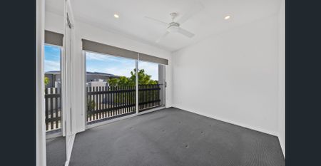 Modern Two Bedroom Unit in Secure Gated Community - Photo 5