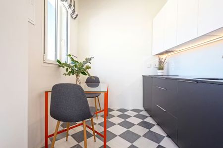 Calle Liñán, Sevilla, Andalusia 41002 - Photo 4