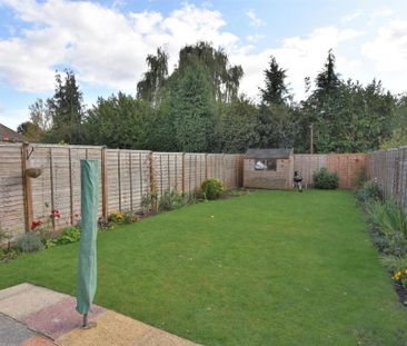 3 bedroom semi-detached house to rent - Photo 3