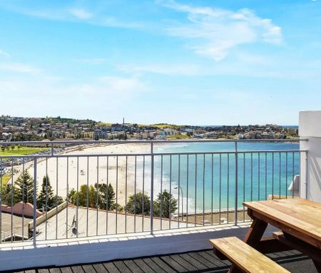 Bondi Beach - Photo 4
