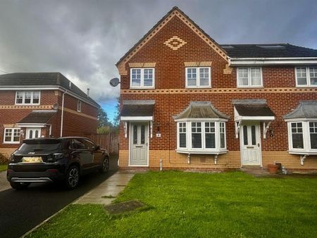 3 bedroom semi-detached house to rent - Photo 5