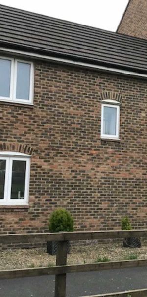 Weston-Super-Mare - Photo 1