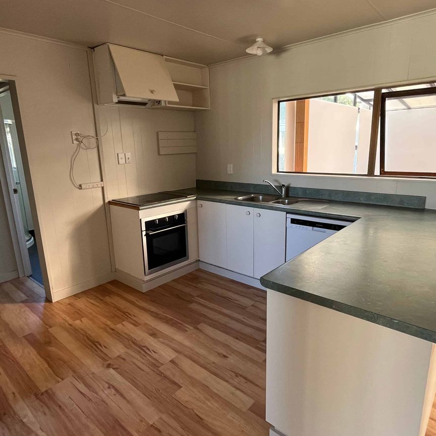 Himatangi 3 Bedroom - Photo 1