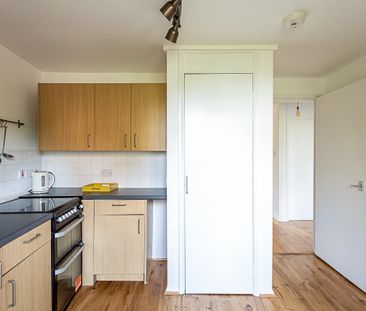 1 Bed Flat, Bridge Wharf, E2 - Photo 6