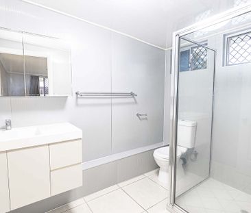 8b Healy Street, Mundingburra - Photo 2