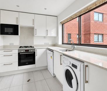 Spencer Close, Regents Park Road, Finchley, London N3 - Photo 6