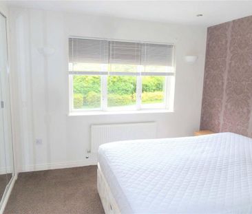 2 bedroom terraced house to rent - Photo 5