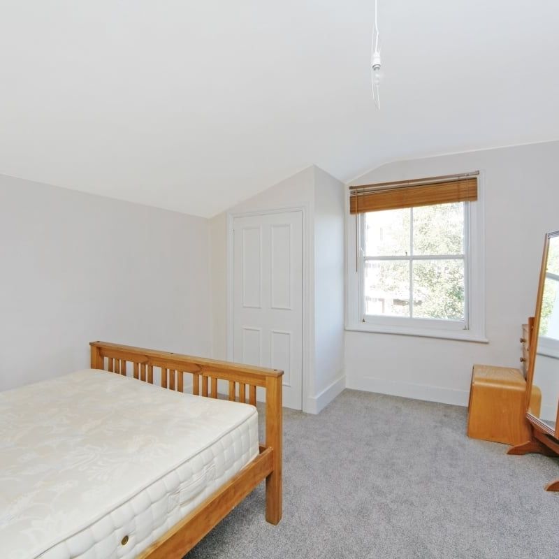 3 bedroom flat to rent - Photo 1