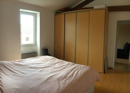 Location Appartement 3 pièces 82m² - Photo 2