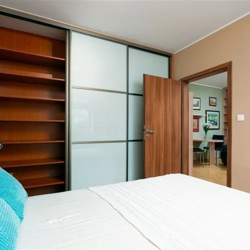 Pronájem bytu 2+kk s garážovým stáním, Praha – Háje - Photo 1